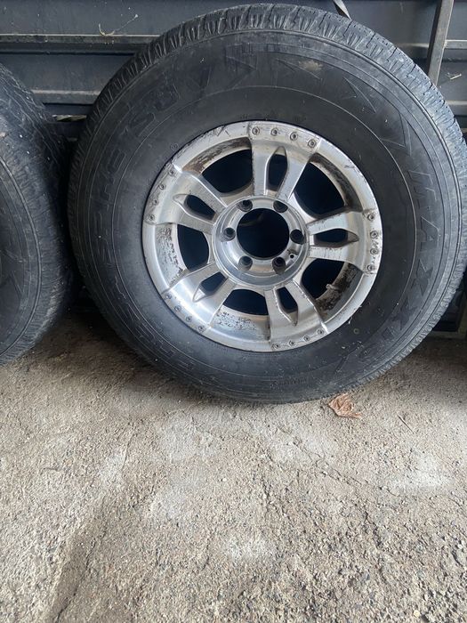 Продам колеса 265х70 R16 в сборе с дисками