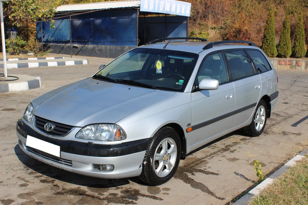 НА ЧАСТИ!! Тойота/Toyota Avensis/ Авенсис Комби 2000 D4D