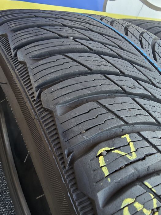 245 40 18 michelin m+s