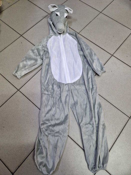 Costum capra ied miel bondar fluture mamaruta buburuza albina sarpe cocos gaina pui rata vaca taur berbec salopeta lup urs greier furnica vulpe iepure