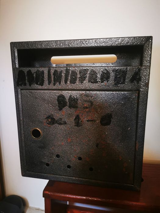 Cutie postala metal 34x30