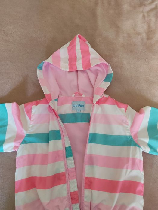 Продам детскую ветровку