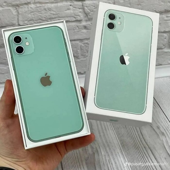 Продам iphone 11