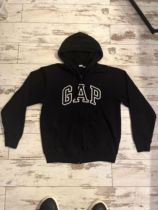 Черен суитшърт на GAP