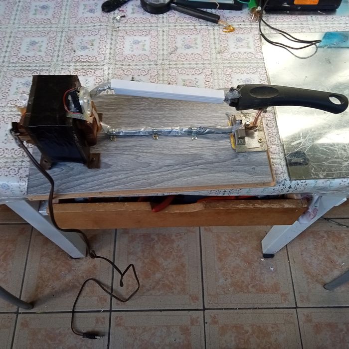 Aparat de sudat in puncte