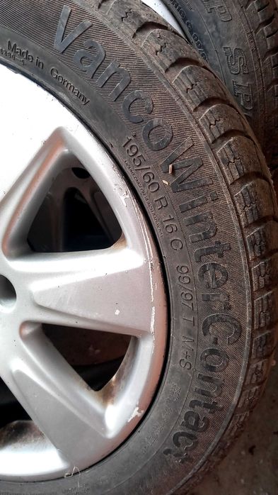 Roți cu jante, second.