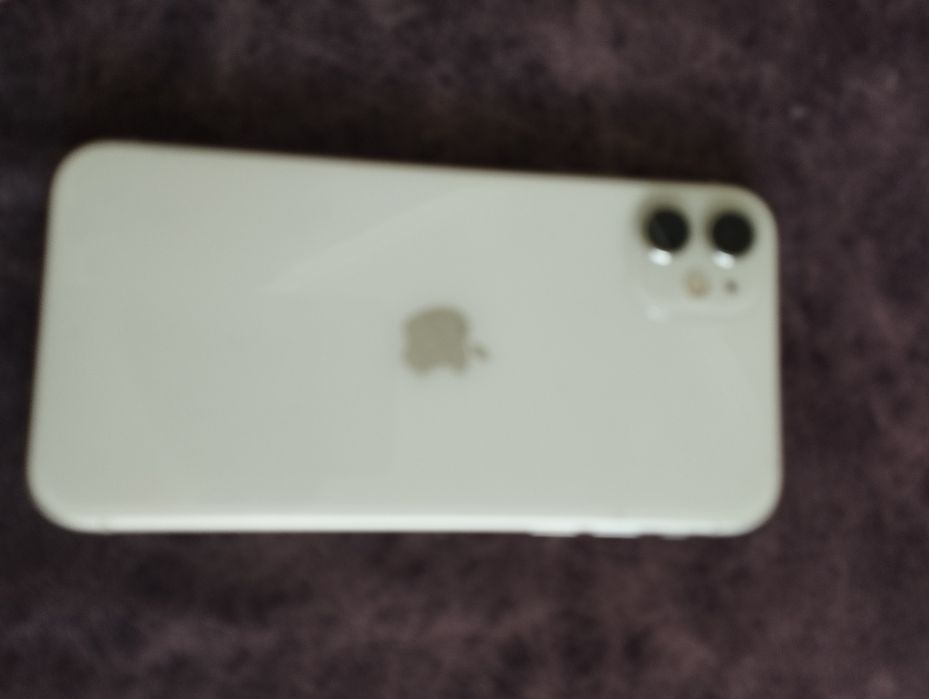 Продам Айфон 11, 128гб