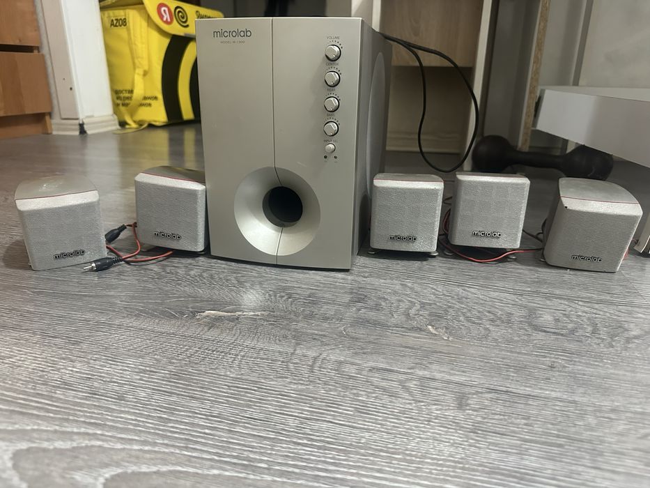 саббуфер microlab 5.1