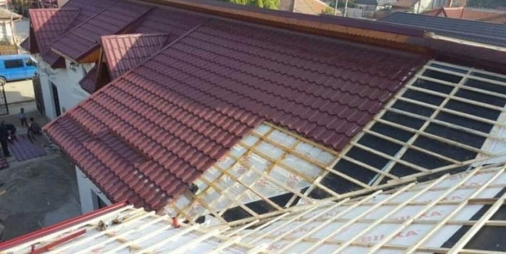 Reparatii acoperisuri si tigla metalica BILKA