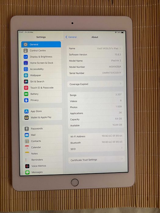 Apple iPad 2 Air / 64 GB & Logitech Keyboard