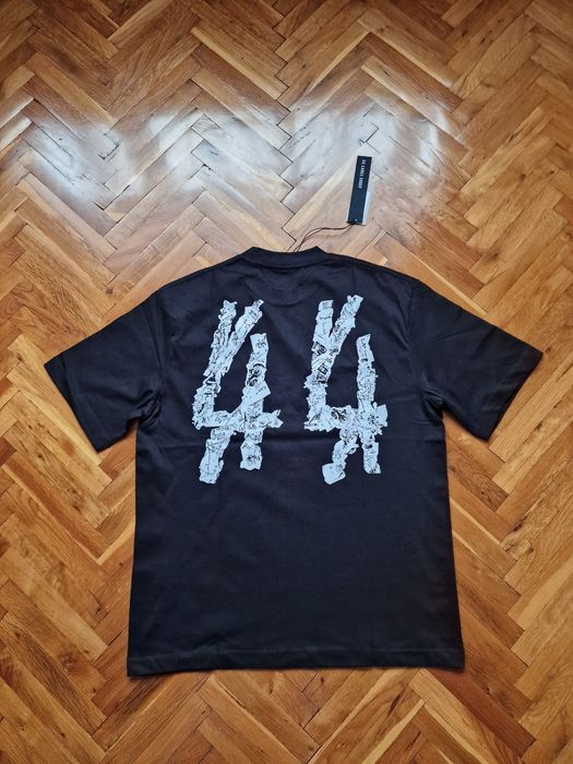 Страхотна мъжка тениска 44 LABEL GROUP  размер  S M L XL 2XL 
Най-висо