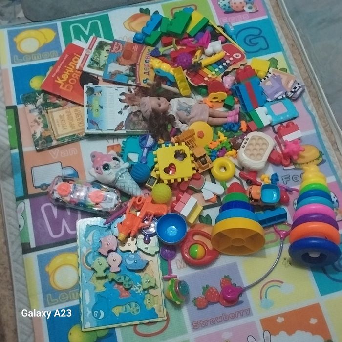 Развивающие и обучающие игрушки для детей