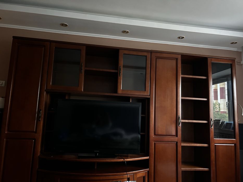 Mobila din lemn masiv,