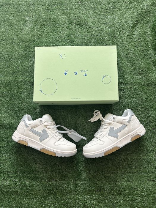 off white out of office adidasi