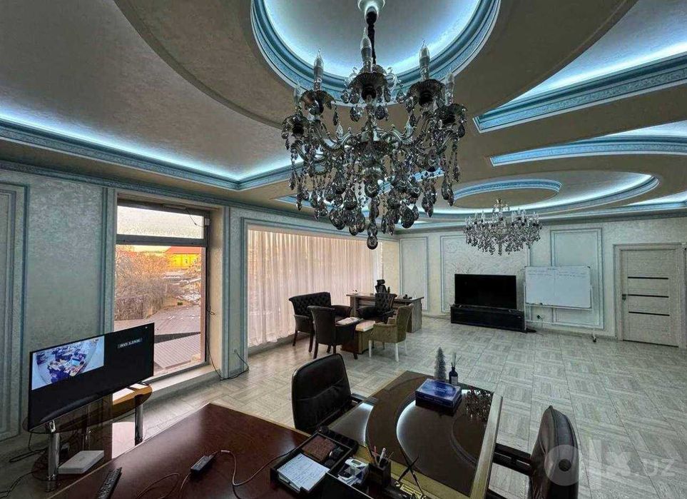 Коммерческое помещение 341 м², 2 этаж, Паркентский, 1-я линия