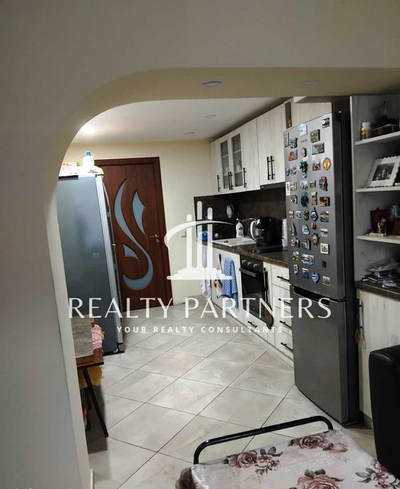 Продава се Къща в Перник, Изток - 144 кв.м за 556 €/кв.м - Снимка #1