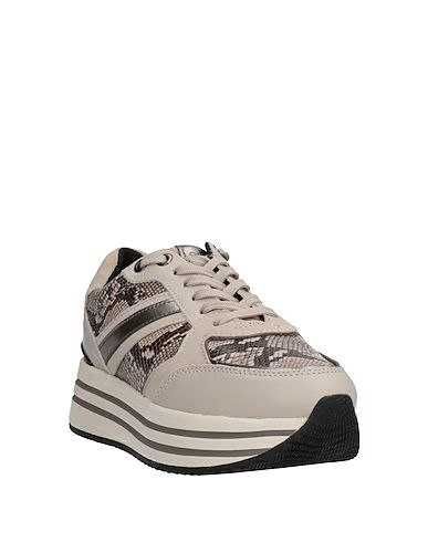 Кроссовки женские Geox