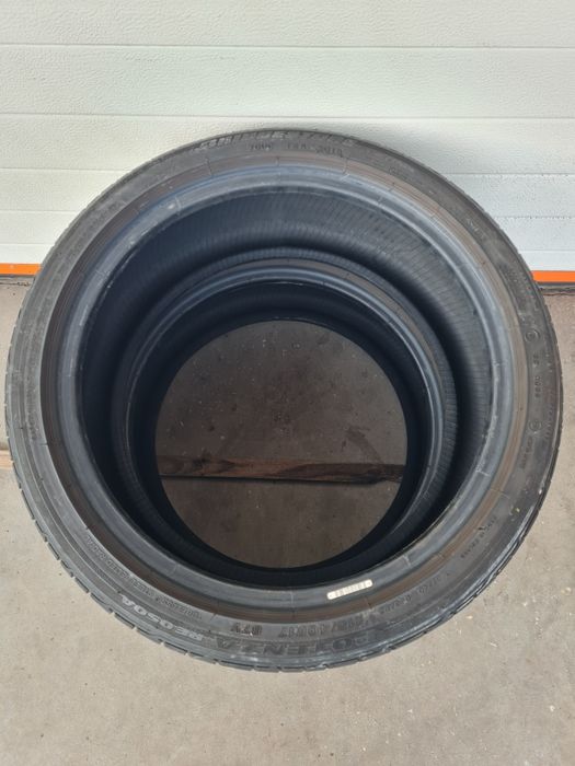 Летни гуми 2 броя BRIDGESTONE Potenza RE050A 215 40 R17 дот 5015