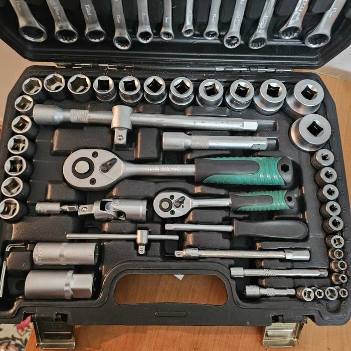 Набор ключей ...