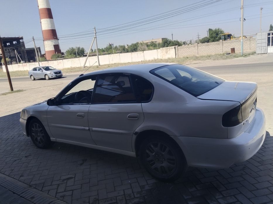 Subaru legacy b4