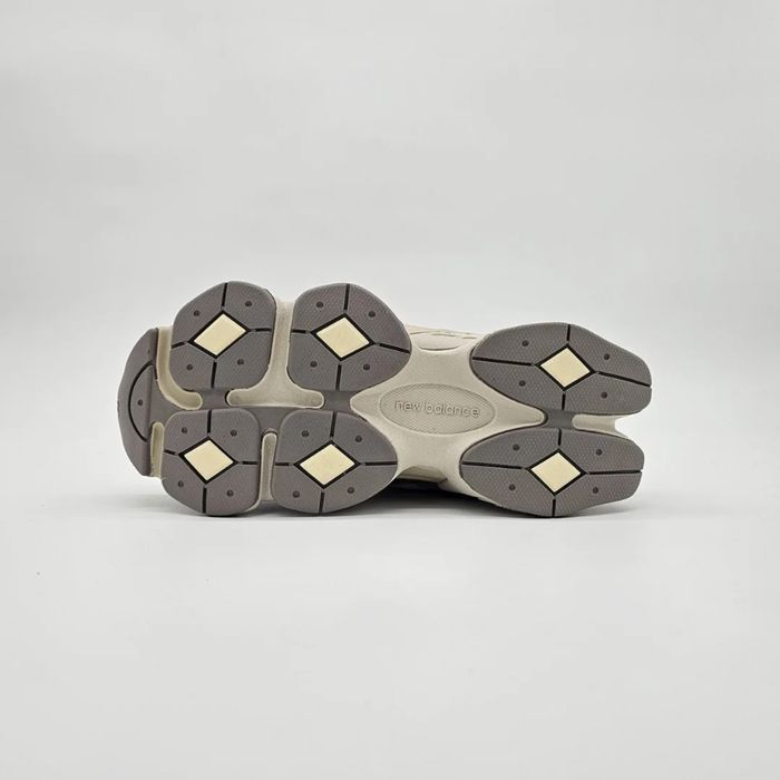 New Balance 9060 Mushroom Arid Stone
