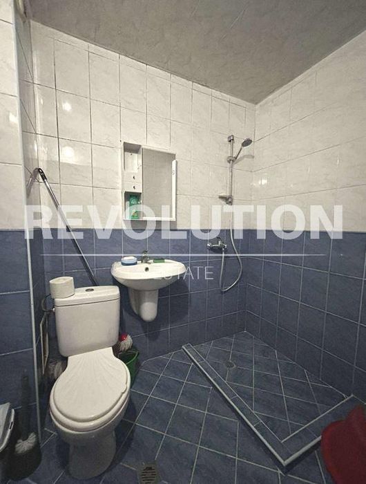 Дава се под наем Двустаен апартамент в Варна, Погреби - 70 кв.м за 450 € - Снимка #5