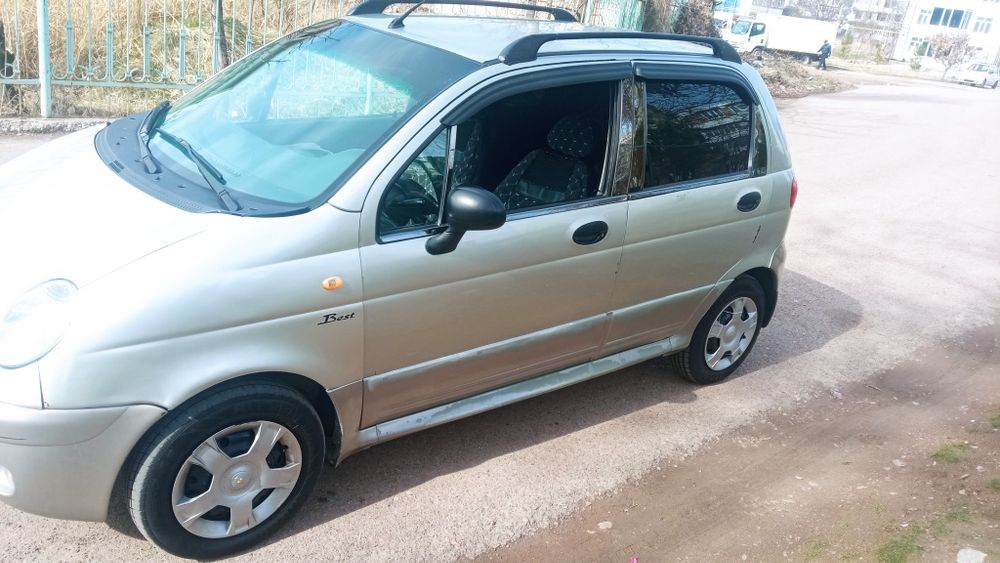 Продаётся автомабил деву бест матиззззз хороший состояние