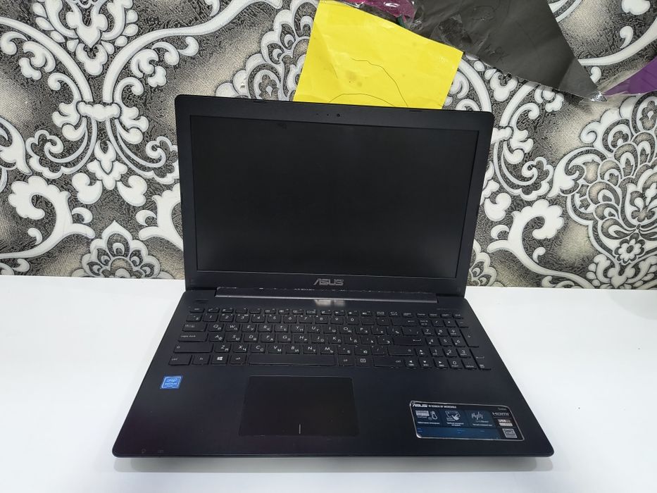 Ноутбук Асус в отличном состоянии