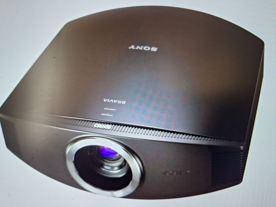 Продам Проектор SONI Bravia