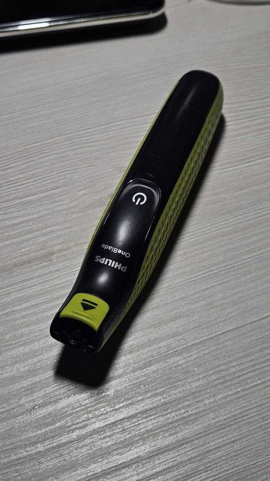 Aparat ras oneblade