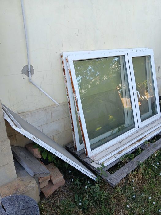 Geamuri termopan cu deschidere dubla si plasa tantari