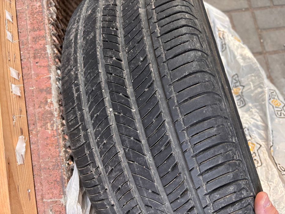 Продам шины комплект