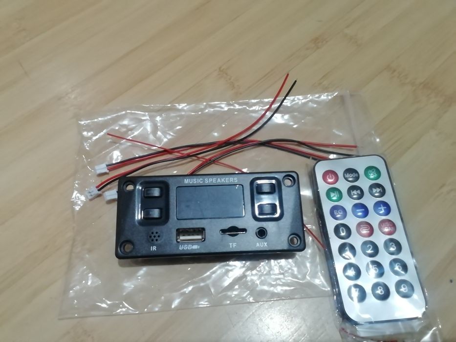 Amplificator 2x25w cu bluetooth,radio, usb, sd, telecomanda, 12v