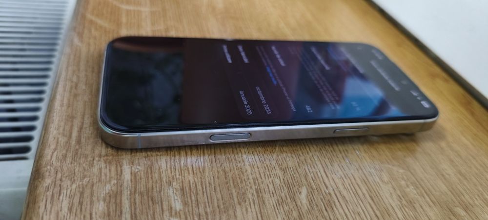 IPhone 16 Pro Max /256 GB Liber rețea