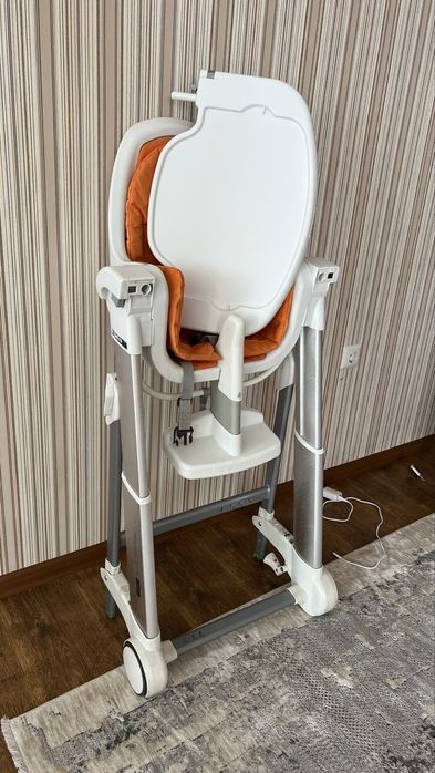 Продам стульчик для кормления