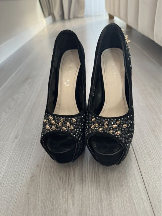 Pantofi negri marimea 36