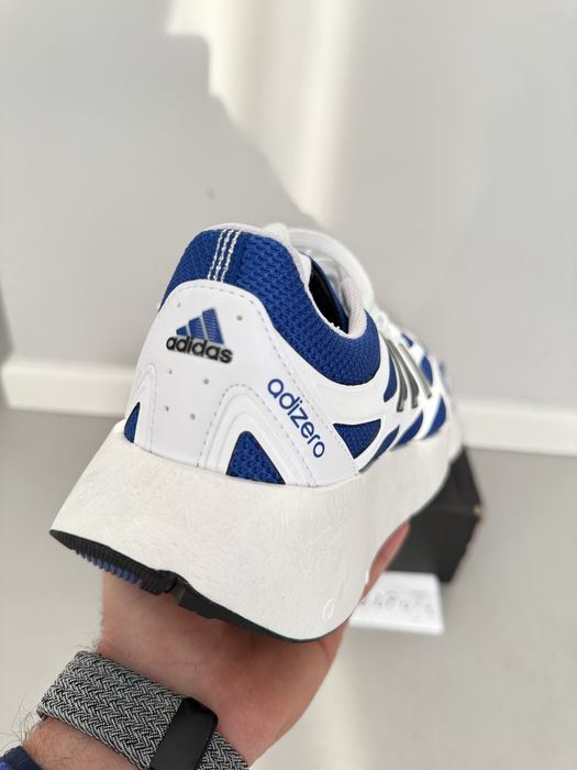 Adidas Boost Foam Aruku white blue