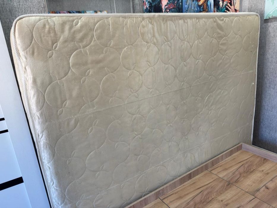 Продам матрас 160*200