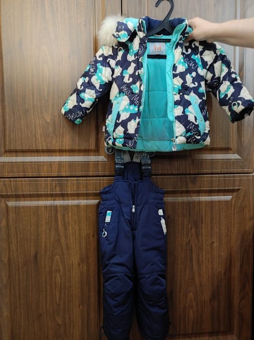 Зимний комбинезон для девочки