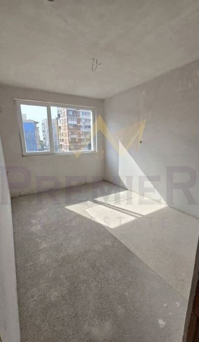 Тристаен в Бургас, Възраждане