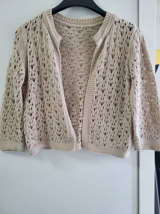 Къса плетена жилетка