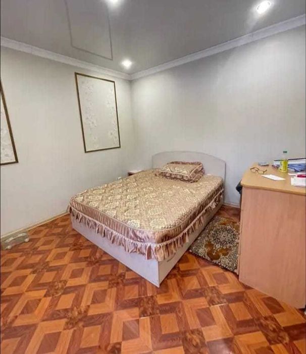 Просторный двухэтажный дом в отличном районе