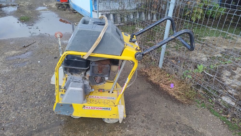 Masina taiat beton/asfalt Wacker Neuson BFS1345ABZ disc 450mm 2013