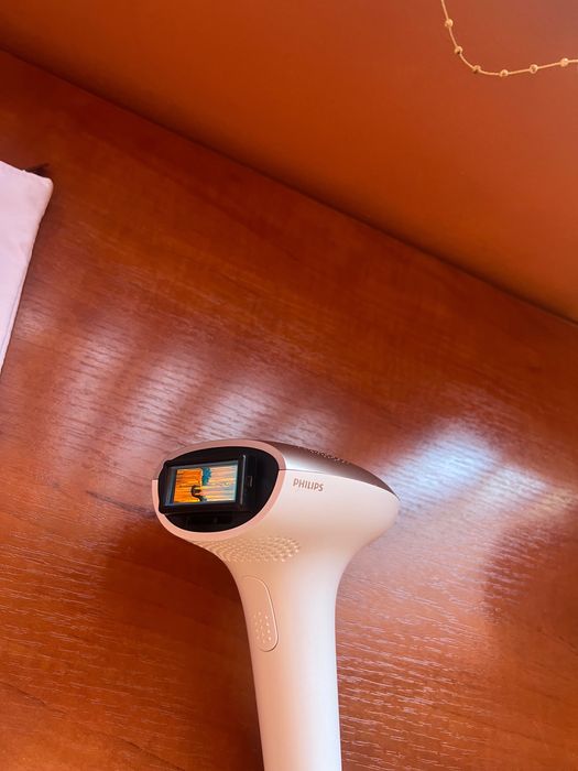 Фотоепилатор Philips
