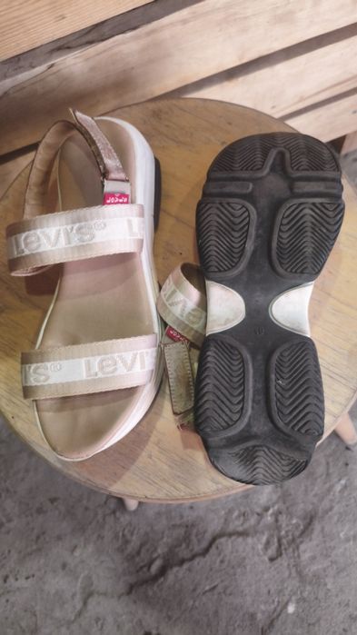 Сандалии Levi's LAGUNITA 51 REGULAR
