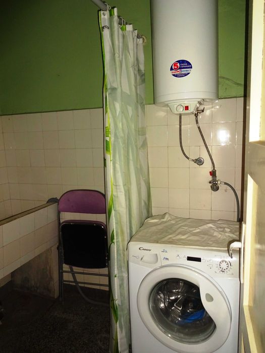 Дава се под наем Тристаен апартамент в Варна, Колхозен пазар - 80 кв.м за 306 € - Снимка #7