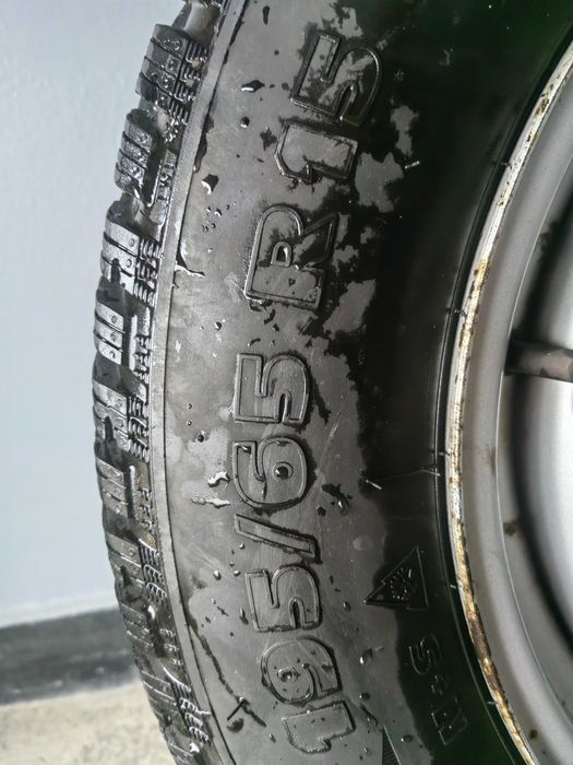 Зимни гуми с джанти R15