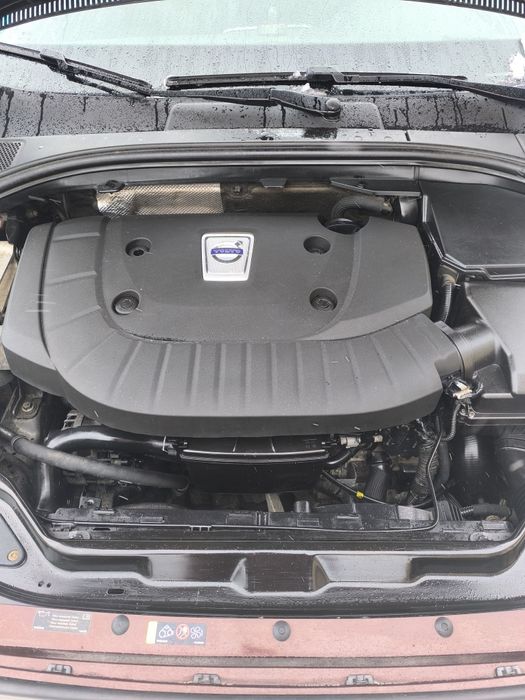 Vând/schimb Volvo xc60