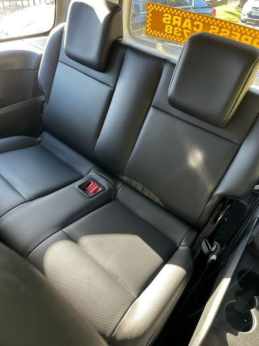 Dezmembrez wolkswagen caddy maxi 7 locur motor 2.0 dfsd cutie manuala