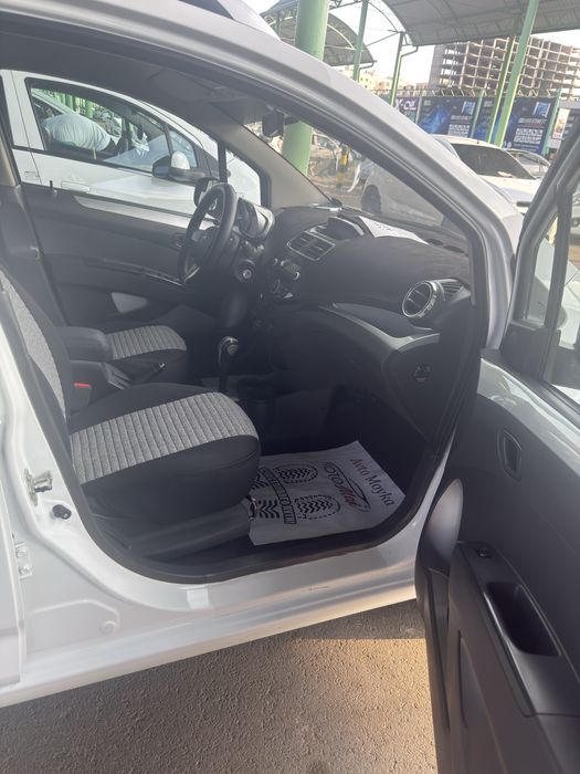 Продаётся свой спарк в отличном состоянии